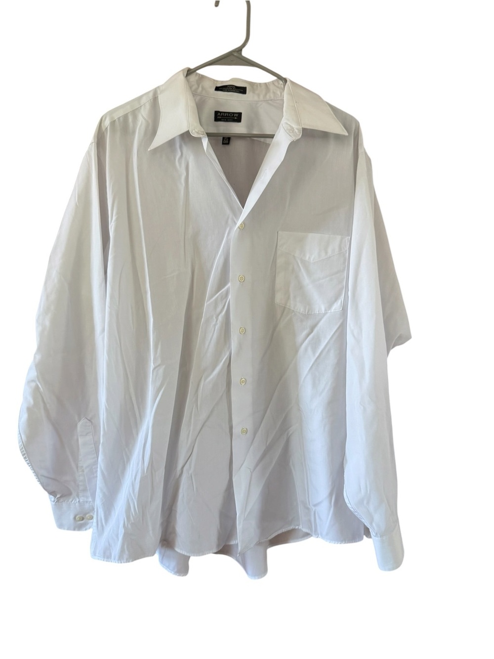 Arrow White Long-Sleeve Dress Shirt with Chest Pocket